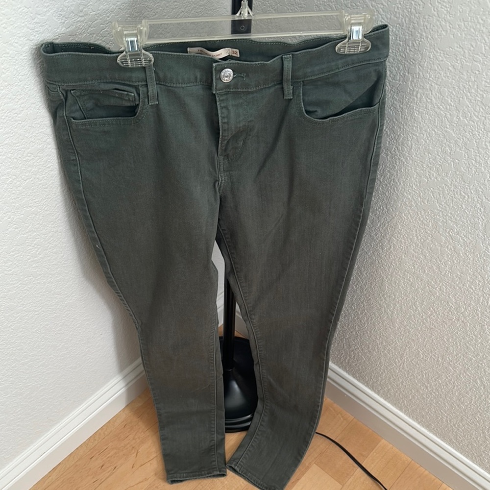 Levi's Dark Olive Pants - Picture 2 of 2